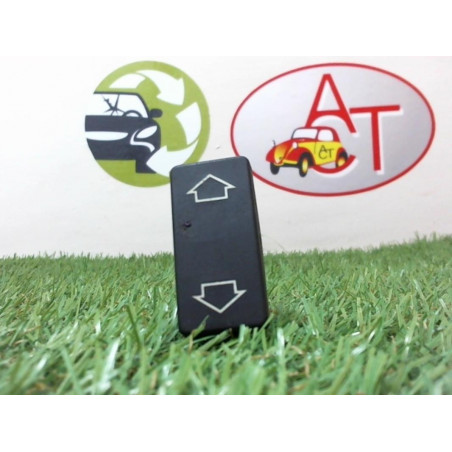 Interrupteur de leve vitre avant droit PEUGEOT 405 PHASE 2 d’occasion