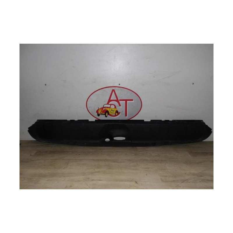 Garniture hayon PEUGEOT PARTNER 2 PHASE 1 d’occasion