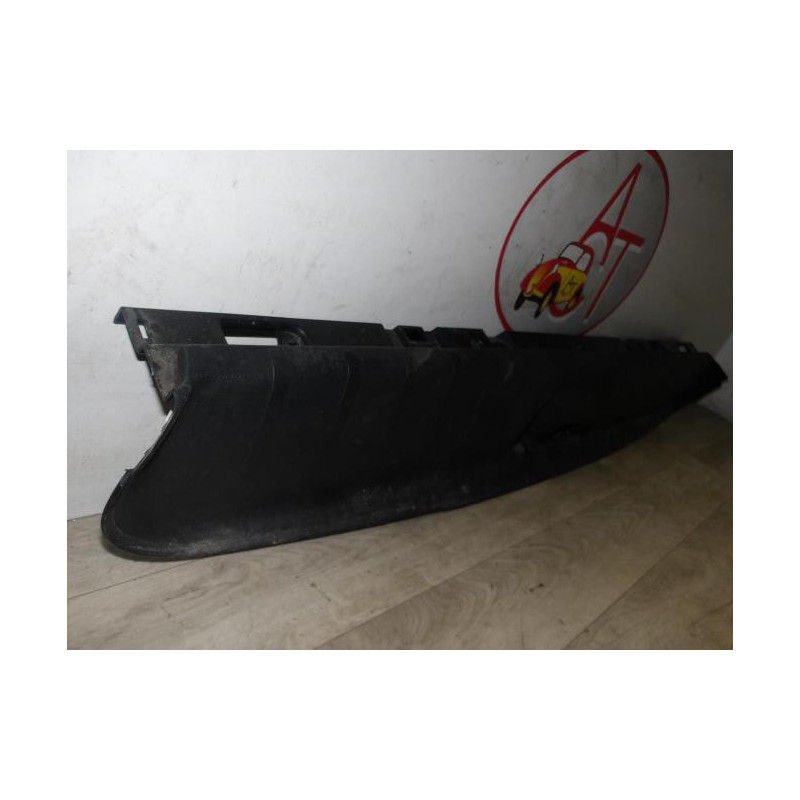 Garniture hayon PEUGEOT PARTNER 2 PHASE 1 d’occasion