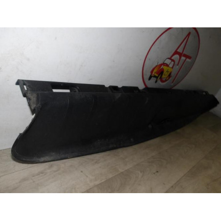 Garniture hayon PEUGEOT PARTNER 2 PHASE 1 d’occasion