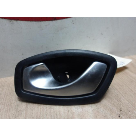 Poignee interieur arriere gauche RENAULT CAPTUR 1 PHASE 2 d’occasion