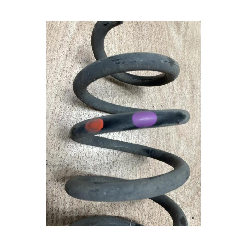 Ressort de suspension arriere droit RENAULT CAPTUR 1 PHASE 2 d’occasion