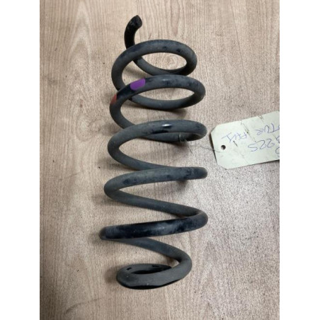 Ressort de suspension arriere gauche RENAULT CAPTUR 1 PHASE 2 d’occasion