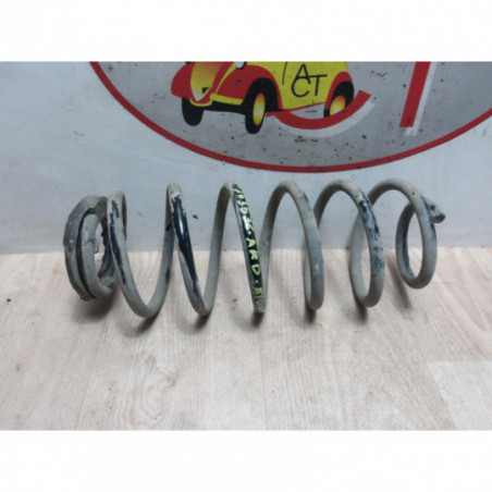 Ressort de suspension arriere droit TOYOTA AYGO 1 PHASE 2 d’occasion