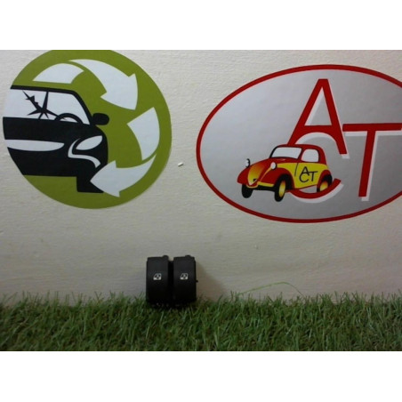 Interrupteur de leve vitre arriere gauche RENAULT  d’occasion