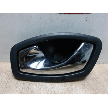 Poignee interieur avant gauche RENAULT CLIO 4 PHASE 1 d’occasion