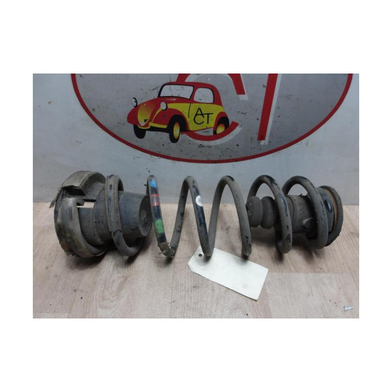 Ressort de suspension arriere gauche PEUGEOT PARTNER 2 PHASE 1 d’occasion