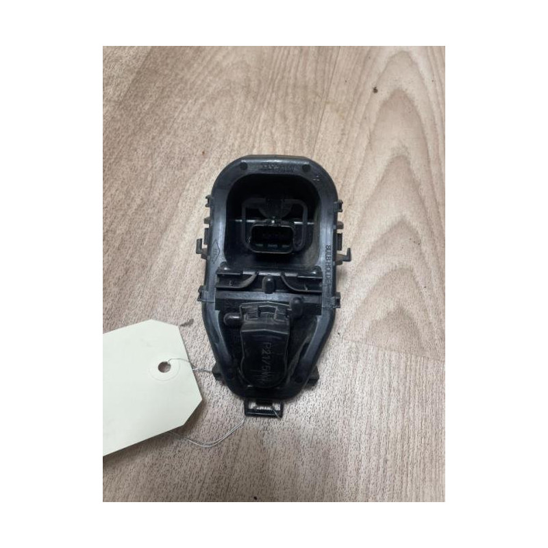 Platine feu arriere droit RENAULT CLIO 4 PHASE 1 d’occasion