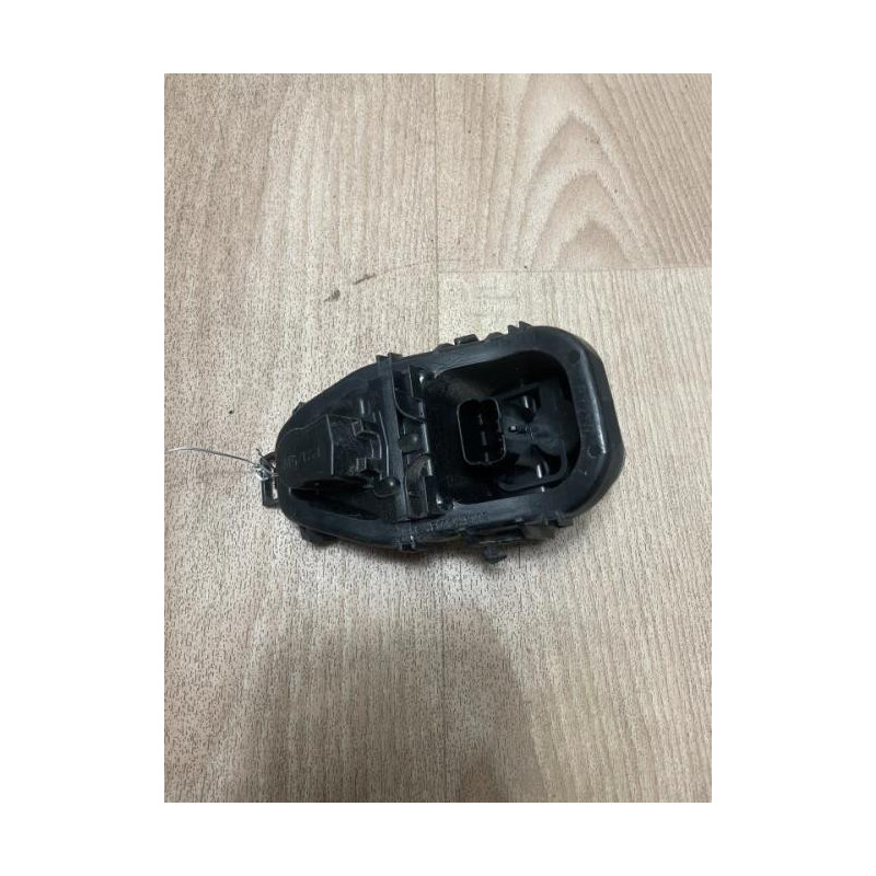 Platine feu arriere gauche RENAULT CLIO 4 PHASE 1 d’occasion