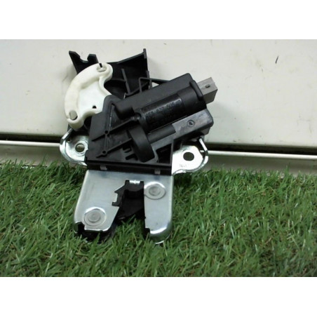 Serrure de coffre VOLKSWAGEN PASSAT VI (3C2/362) d’occasion