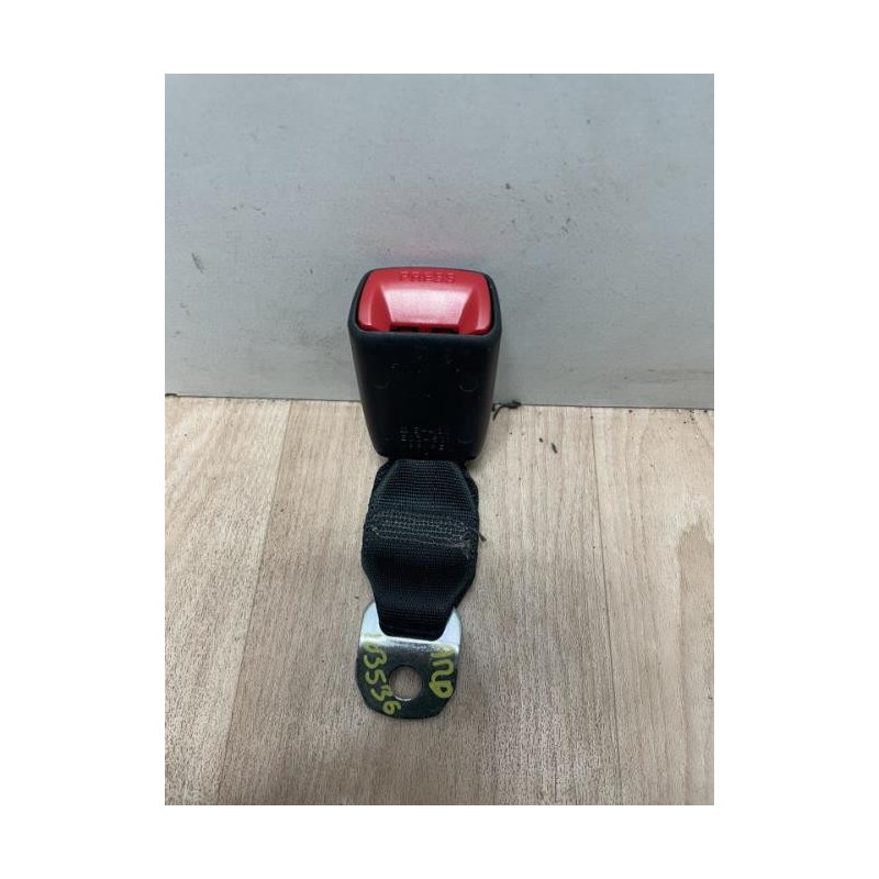 Attache ceinture arriere droit TOYOTA AYGO 1 PHASE 2 d’occasion