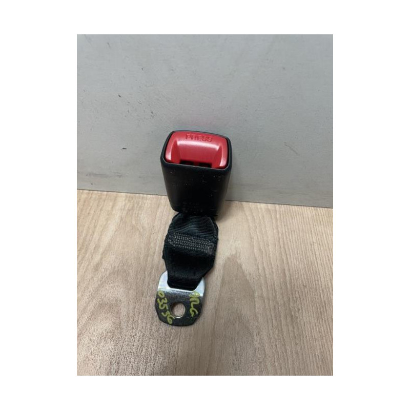 Attache ceinture arriere gauche TOYOTA AYGO 1 PHASE 2 d’occasion