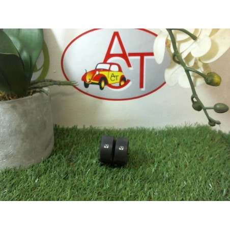 Interrupteur de leve vitre arriere gauche RENAULT  d’occasion