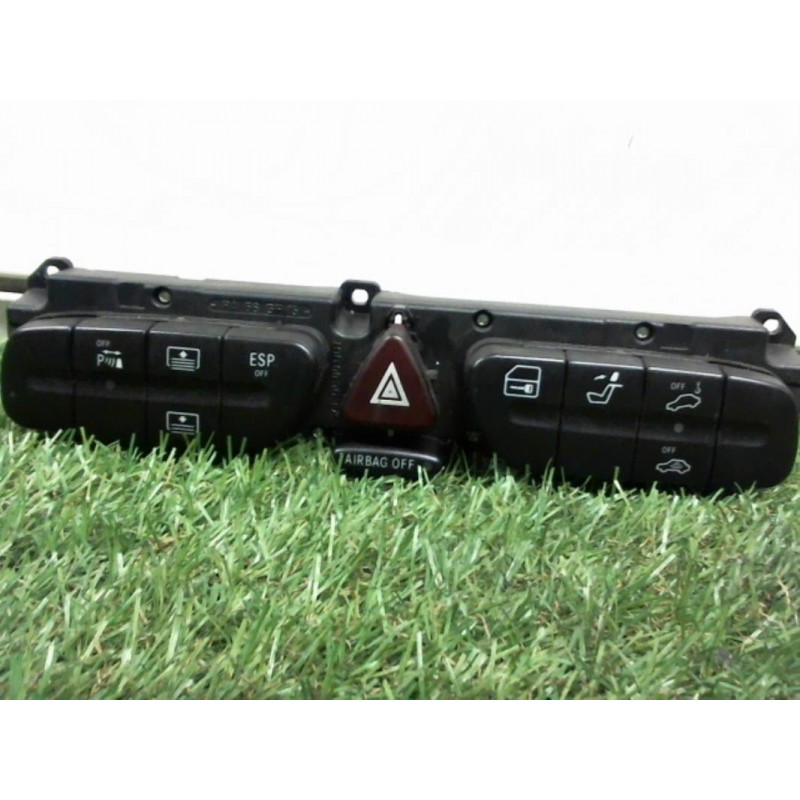 Bouton de warning MERCEDES CLASSE CLK (209) CABRIOLET d’occasion
