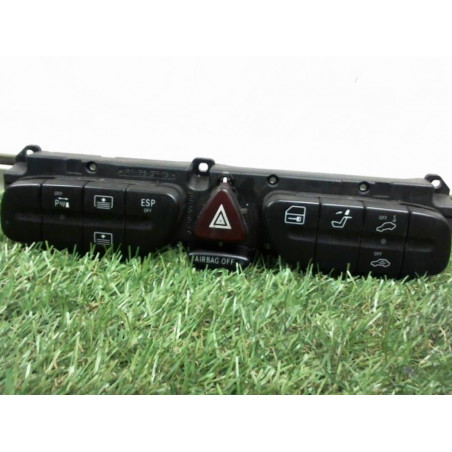Bouton de warning MERCEDES CLASSE CLK (209) CABRIOLET d’occasion