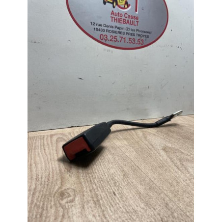 Attache ceinture avant droit LIGIER PROFESSIONAL X-TOO MAX d’occasion