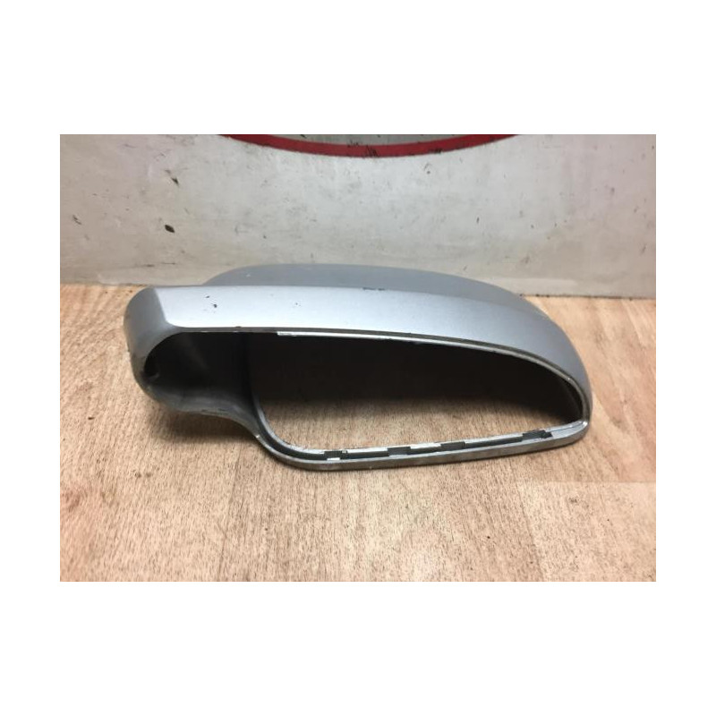 Coquille de retroviseur gauche VOLKSWAGEN  d’occasion