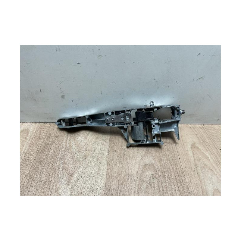 Support poignee porte avant gauche CITROEN BERLINGO 2 PHASE 3 d’occasion