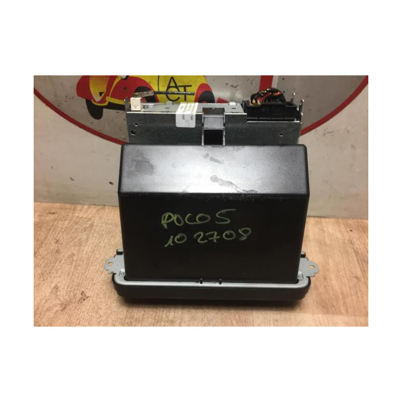 Autoradio d'origine VOLKSWAGEN POLO 5 PHASE 1 d’occasion