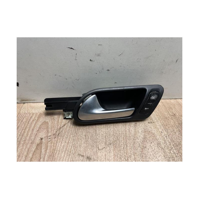 Poignee interieur avant gauche VOLKSWAGEN GOLF 5 d’occasion