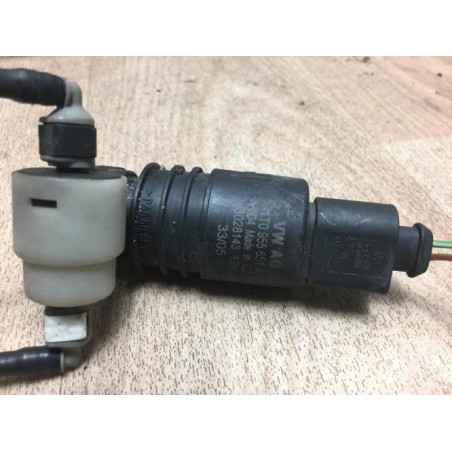 Pompe lave glace avant VOLKSWAGEN GOLF 5 d’occasion