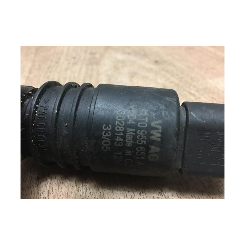 Pompe lave glace avant VOLKSWAGEN GOLF 5 d’occasion