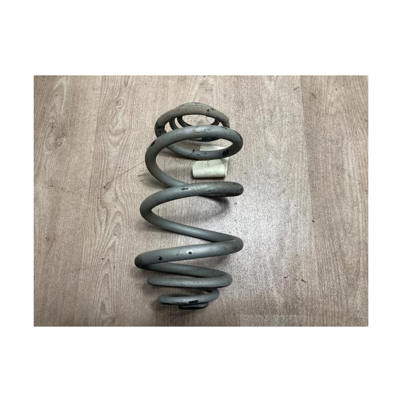 Ressort de suspension arriere droit OPEL VIVARO 1 PHASE 1 d’occasion