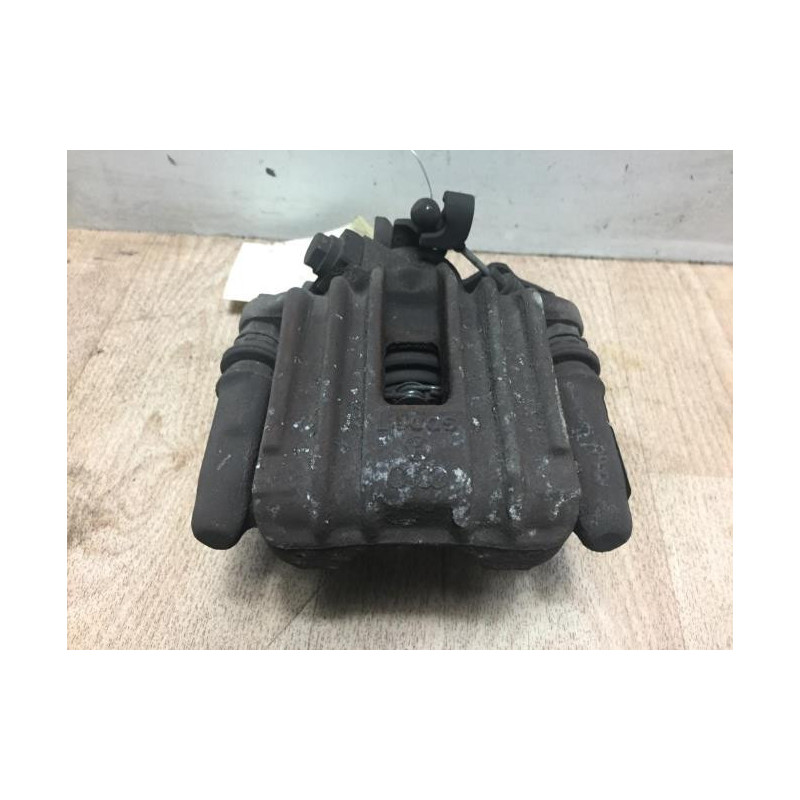 Etrier arriere gauche (freinage) VOLKSWAGEN POLO 5 PHASE 1 d’occasion