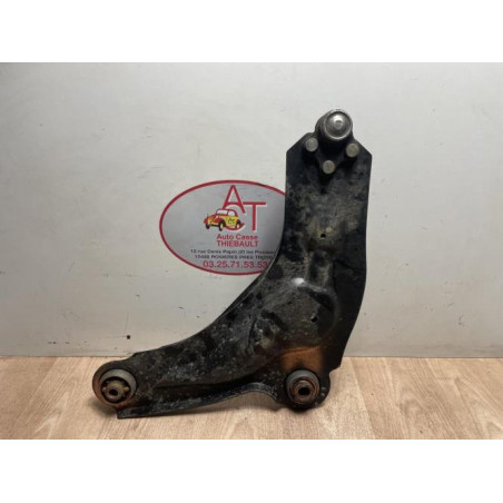 Triangle avant droit OPEL VIVARO 1 PHASE 1 d’occasion