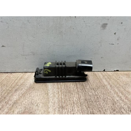 Eclairage de plaque VOLKSWAGEN GOLF 5 d’occasion