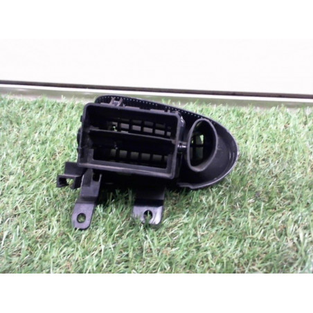 Aerateur tableau de bord avant gauche MERCEDES CLASSE C (203) COUPE SPORT d’occasion