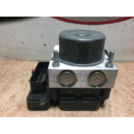 Bloc ABS (freins anti-blocage) RENAULT CLIO 4 PHASE 1 d’occasion