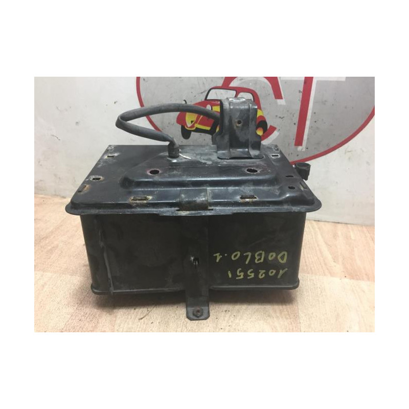 Coffre à batterie FIAT DOBLO 1 PHASE 2 d’occasion