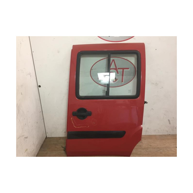 Porte laterale gauche FIAT DOBLO 1 PHASE 2 d’occasion