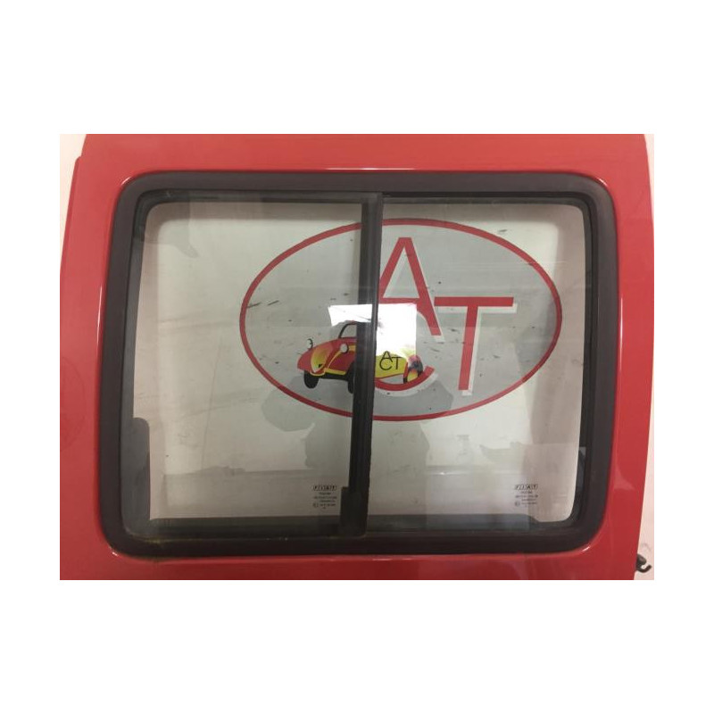 Porte laterale gauche FIAT DOBLO 1 PHASE 2 d’occasion