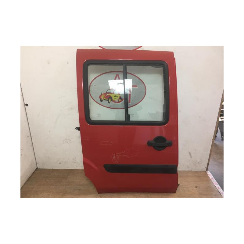 Porte laterale droit FIAT DOBLO 1 PHASE 2 d’occasion
