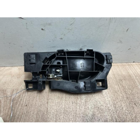 Poignee interieur arriere droit PEUGEOT 208 1 PHASE 1 d’occasion