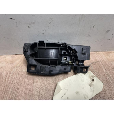Poignee interieur arriere gauche PEUGEOT 208 1 PHASE 1 d’occasion