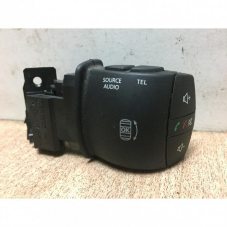 Commande autoradio RENAULT MEGANE 3 PHASE 2 COUPE d’occasion