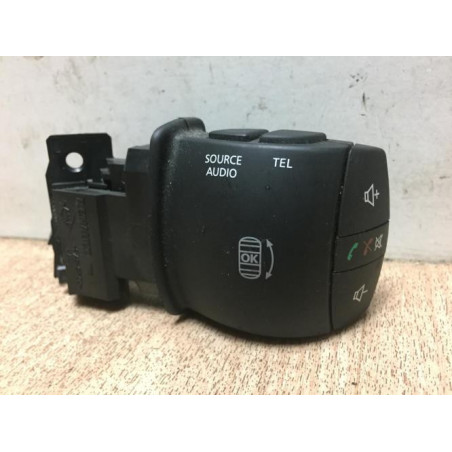 Commande autoradio RENAULT MEGANE 3 PHASE 2 COUPE d’occasion