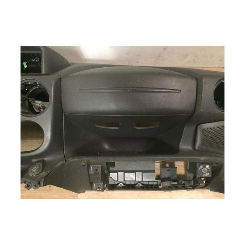 Tableau de bord FIAT DOBLO 1 PHASE 2 d’occasion