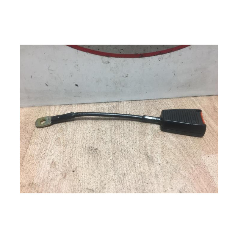 Attache ceinture avant droit AIXAM 325i d’occasion
