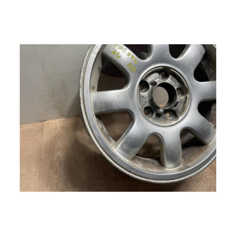 Jante AUDI A4 1 PHASE 1 d’occasion