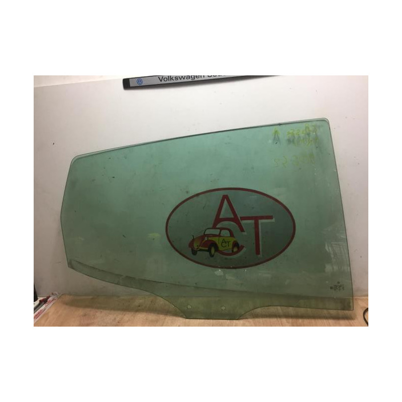 Vitre arriere droit MERCEDES CLASSE A 168 PHASE 2 d’occasion