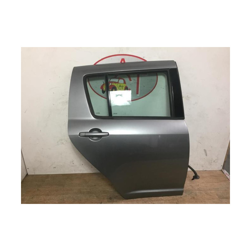 Porte arriere droit SUZUKI SWIFT 3 d’occasion