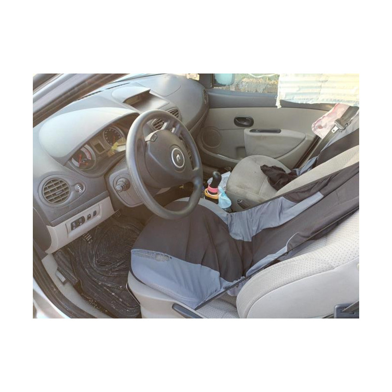 Platine feu arriere droit RENAULT CLIO 3 PHASE 1 d’occasion