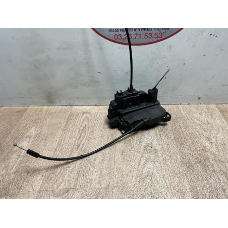 Serrure avant droit RENAULT CLIO 3 PHASE 2 d’occasion