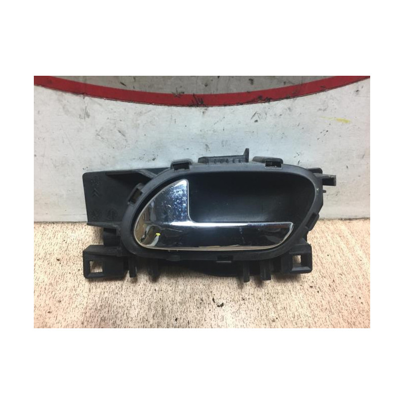 Poignee interieur avant gauche CITROEN DS3 PHASE 1 d’occasion