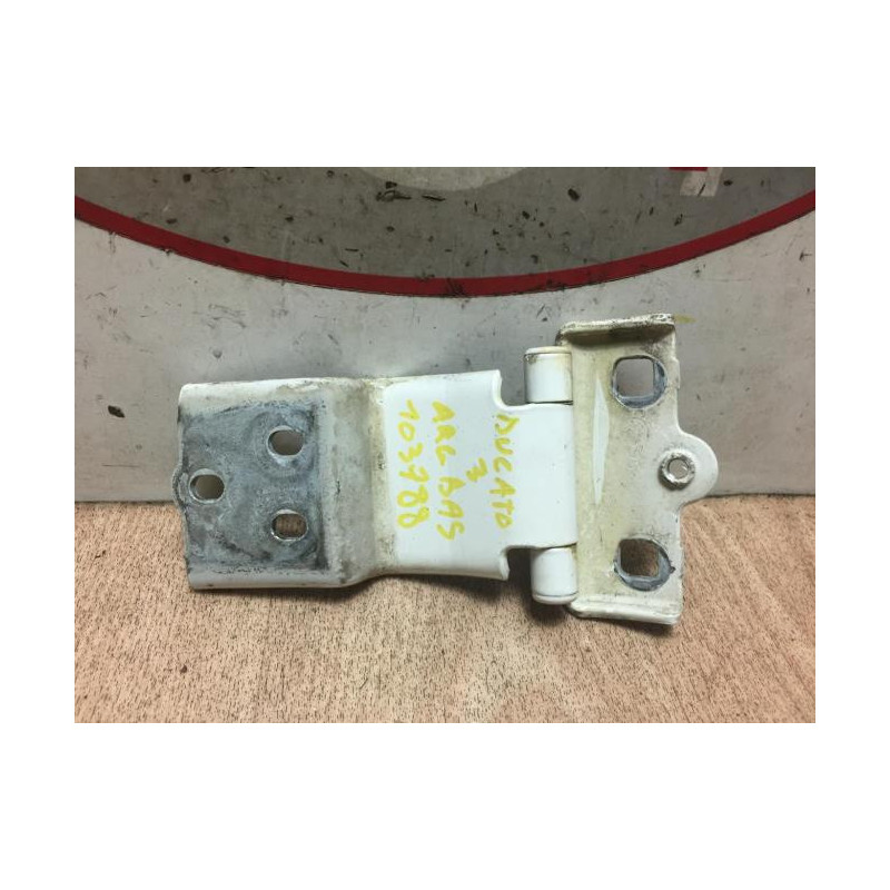 Charniere de porte de coffre gauche FIAT DUCATO 3 PHASE 1 d’occasion
