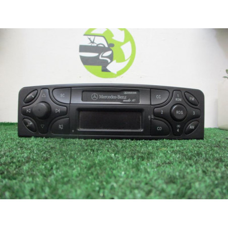 Autoradio d'origine MERCEDES CLASSE C (203) COUPE SPORT d’occasion
